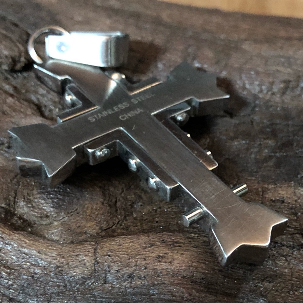 Stainless Steel Cross Pendant - Picture 8 of 8